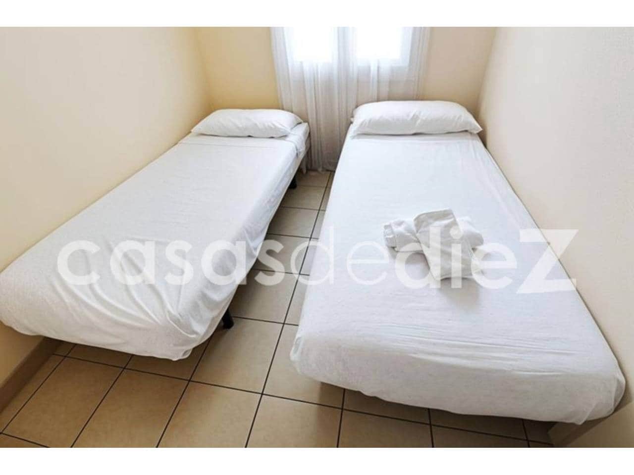 3 bedroom Villa for sale in Oliva Nova with pool garage - € 549,900 (Ref: 9425868)