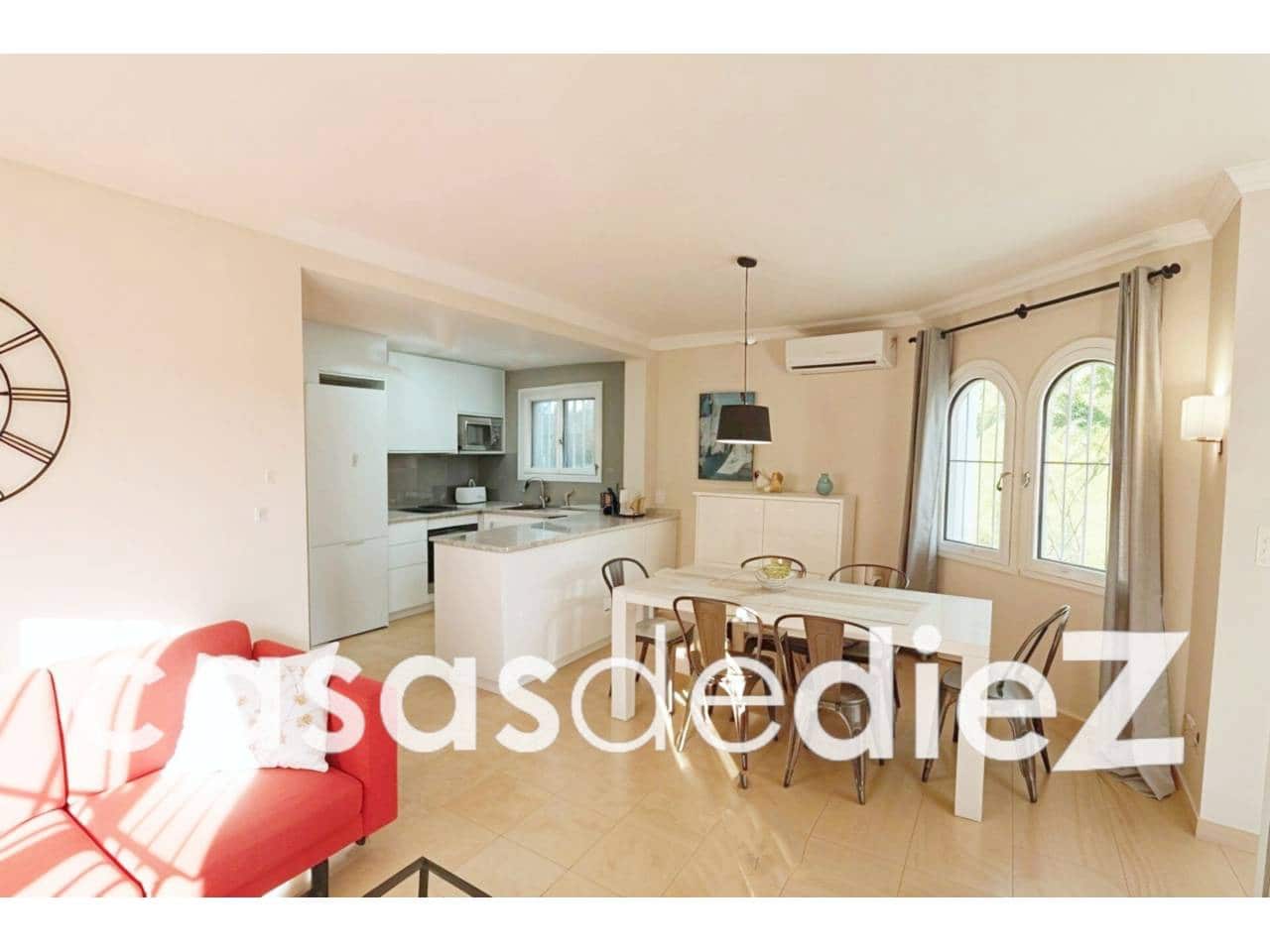 3 bedroom Villa for sale in Oliva Nova with pool garage - € 485,000 (Ref: 9425869)