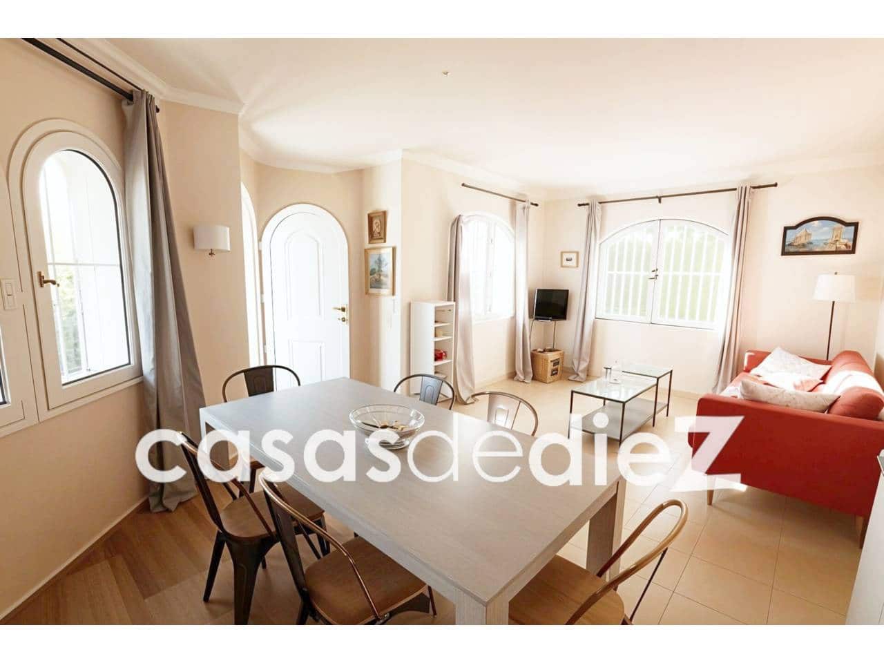 3 bedroom Villa for sale in Oliva Nova with pool garage - € 485,000 (Ref: 9425869)