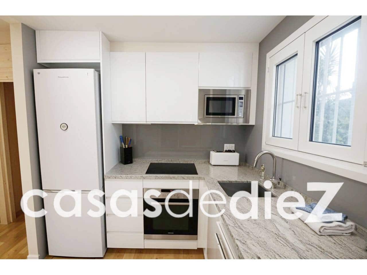 3 bedroom Villa for sale in Oliva Nova with pool garage - € 485,000 (Ref: 9425869)