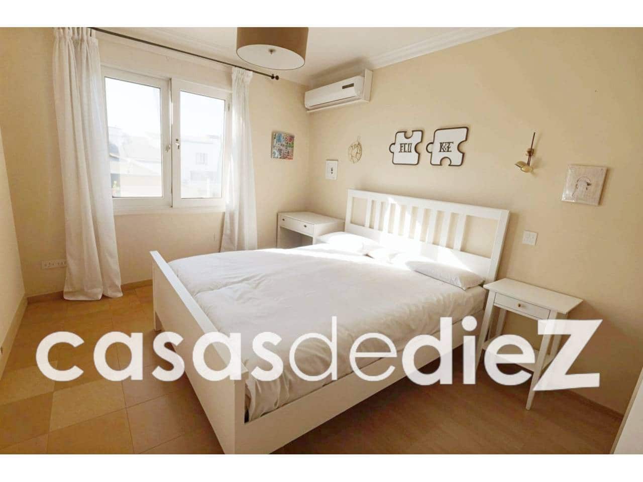 3 bedroom Villa for sale in Oliva Nova with pool garage - € 485,000 (Ref: 9425869)