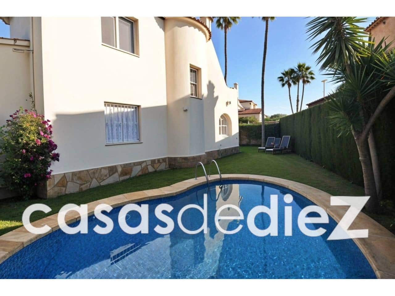 3 bedroom Villa for sale in Oliva Nova with pool garage - € 485,000 (Ref: 9425869)
