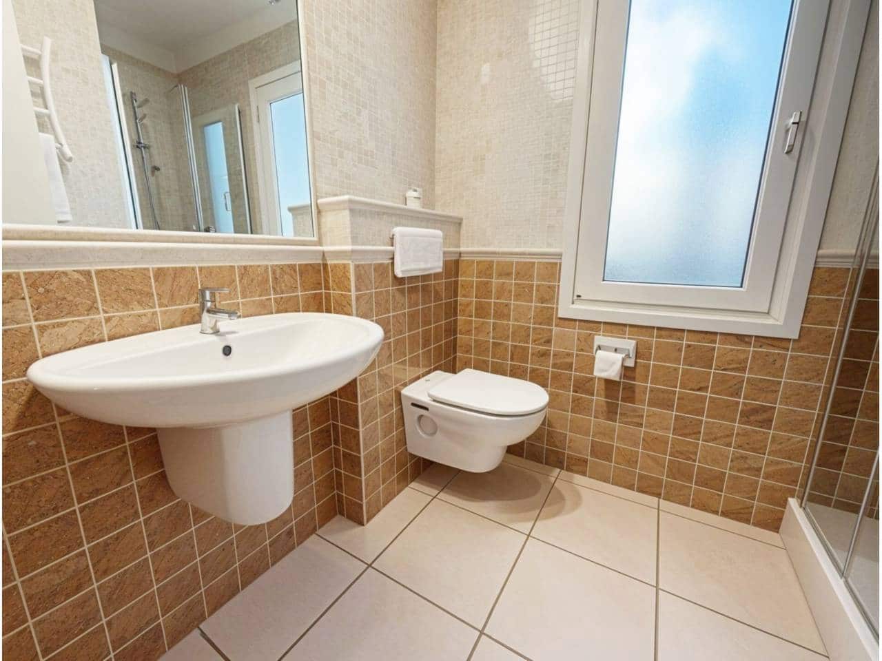 4 bedroom Villa for sale in Oliva Nova with pool garage - € 868,000 (Ref: 9425870)