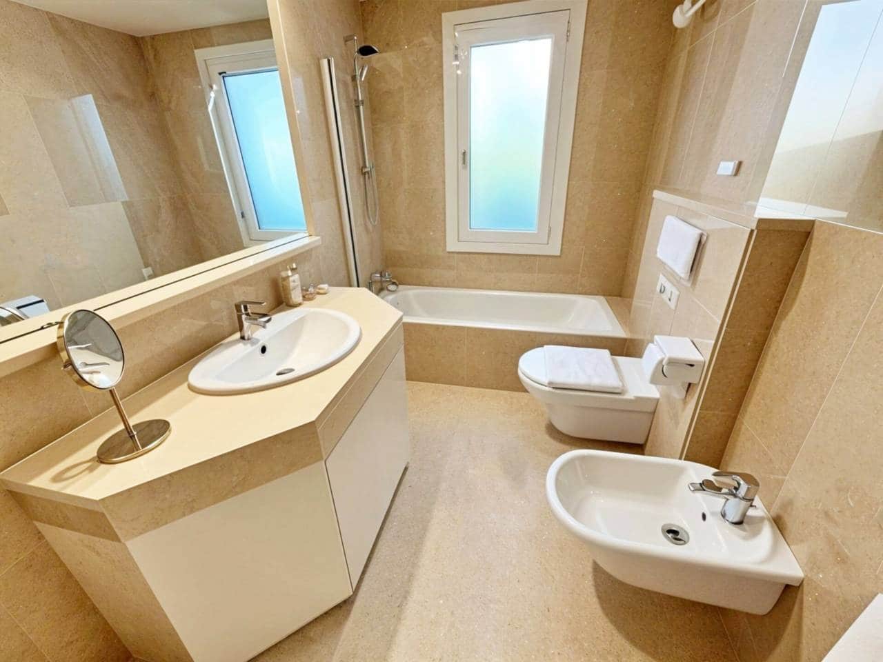 4 bedroom Villa for sale in Oliva Nova with pool garage - € 868,000 (Ref: 9425870)