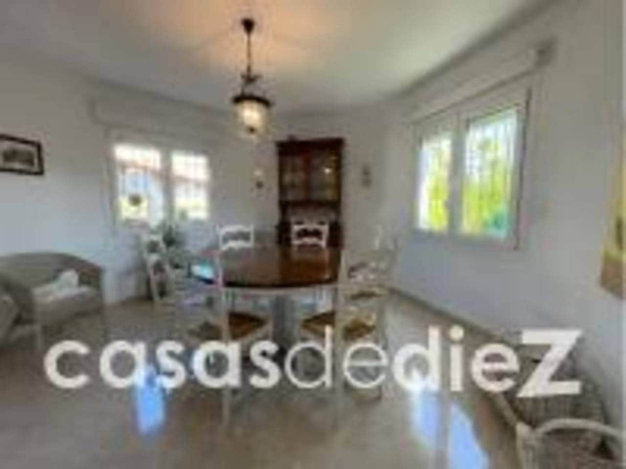 4 bedroom Villa for sale in Oliva Nova with pool garage - € 868,000 (Ref: 9425870)