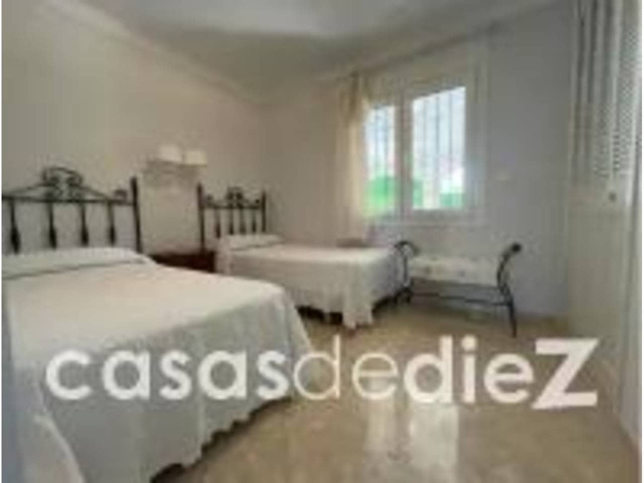 4 bedroom Villa for sale in Oliva Nova with pool garage - € 868,000 (Ref: 9425870)