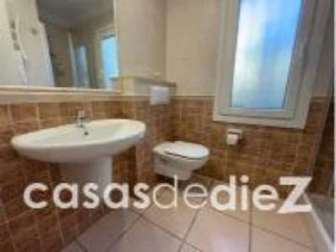 4 bedroom Villa for sale in Oliva Nova with pool garage - € 868,000 (Ref: 9425870)