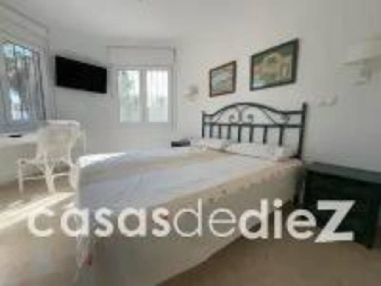 4 bedroom Villa for sale in Oliva Nova with pool garage - € 868,000 (Ref: 9425870)