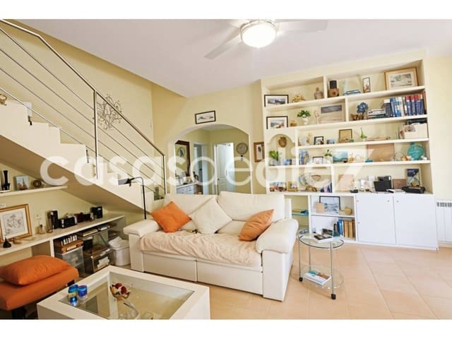 4 chambre Villa/Maison à vendre à Oliva Nova, Oliva avec piscine garage - 825 000 € (Ref: 9425871)