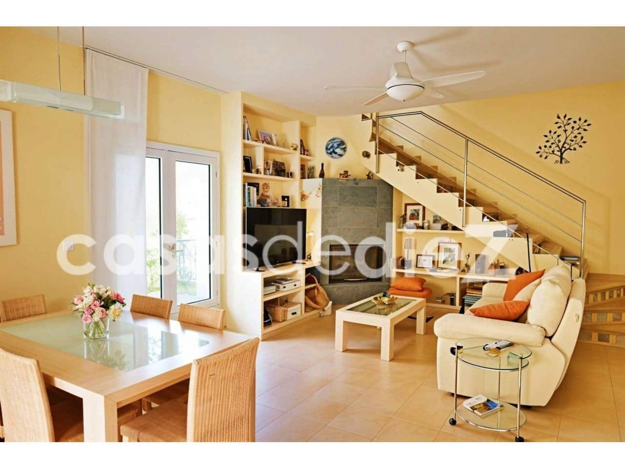 4 bedroom Villa for sale in Oliva Nova with pool garage - € 825,000 (Ref: 9425871)