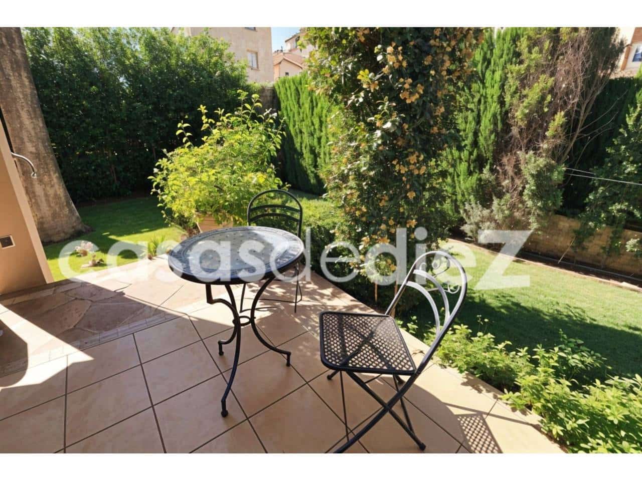 4 bedroom Villa for sale in Oliva Nova with pool garage - € 825,000 (Ref: 9425871)