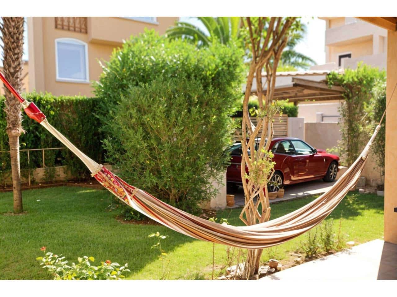 4 bedroom Villa for sale in Oliva Nova with pool garage - € 825,000 (Ref: 9425871)