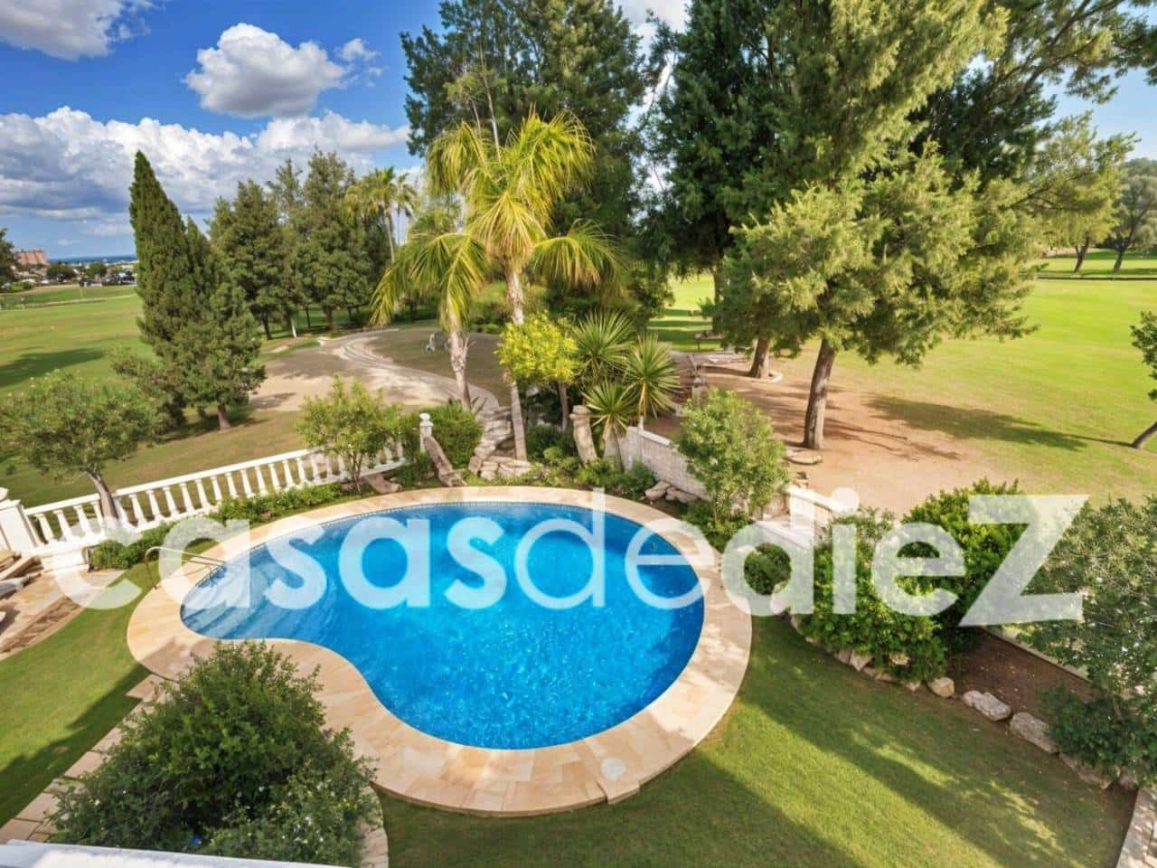 4 soverom Villa til salgs i Oliva Nova med svømmebasseng garasje - € 939 000 (Ref: 9425872)