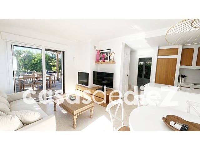 4 Zimmer Villa zu verkaufen in Oliva Nova, Oliva mit Pool Garage - 599.500 € (Ref: 9425873)