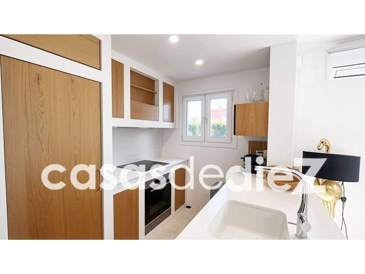 4 bedroom Villa for sale in Oliva Nova with pool garage - € 599,500 (Ref: 9425873)