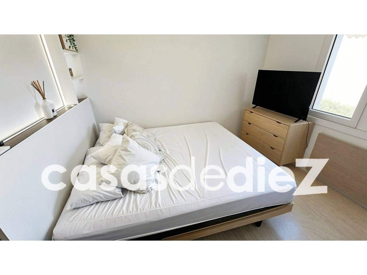 4 bedroom Villa for sale in Oliva Nova with pool garage - € 599,500 (Ref: 9425873)