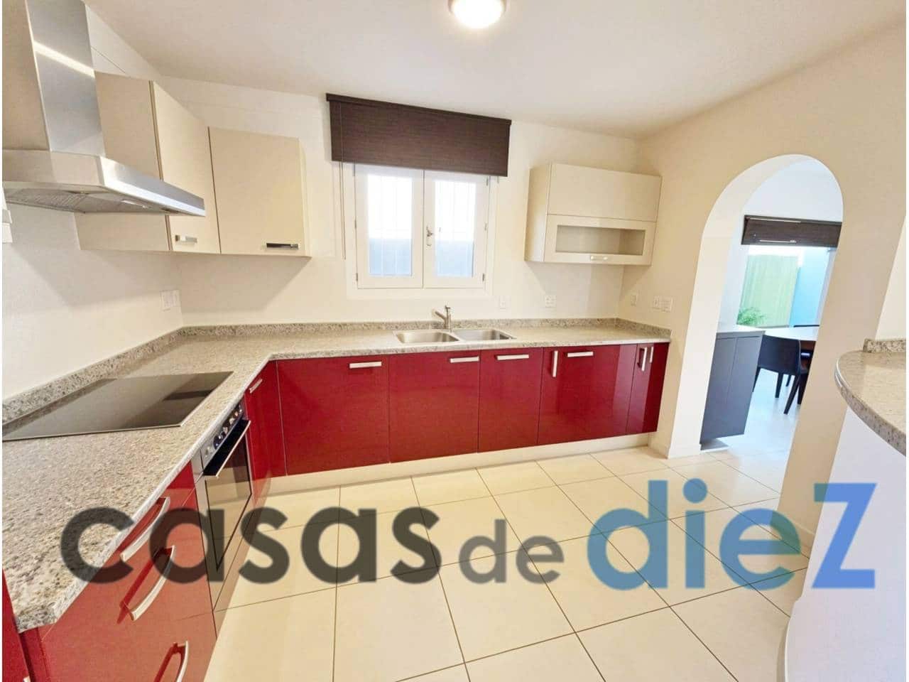 3 soverom Villa til salgs i Oliva Nova med svømmebasseng - € 950 000 (Ref: 9425874)