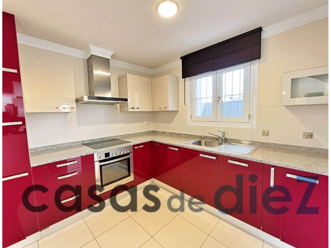 3 soverom Villa til salgs i Oliva Nova med svømmebasseng - € 950 000 (Ref: 9425874)