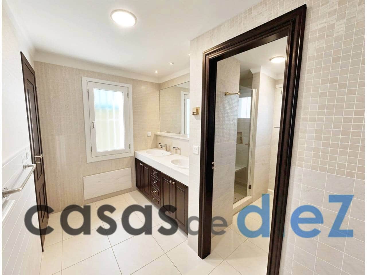 3 soverom Villa til salgs i Oliva Nova med svømmebasseng - € 950 000 (Ref: 9425874)