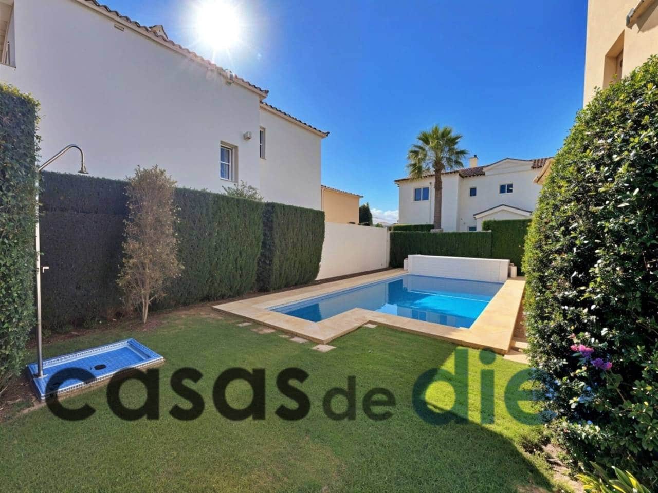 3 soverom Villa til salgs i Oliva Nova med svømmebasseng - € 950 000 (Ref: 9425874)