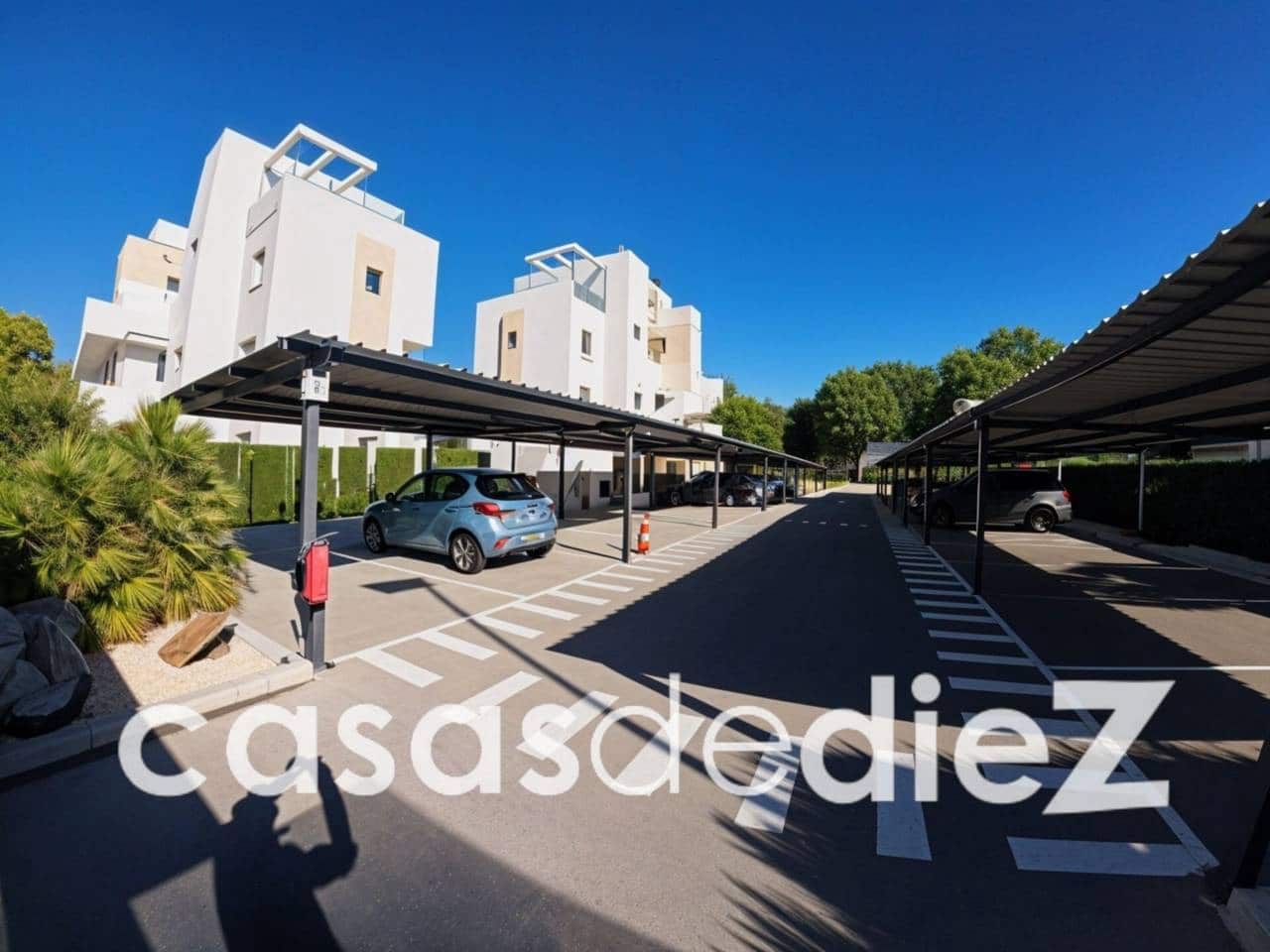 3 bedroom Apartment for sale in Oliva Nova with pool garage - € 340,000 (Ref: 9425875)