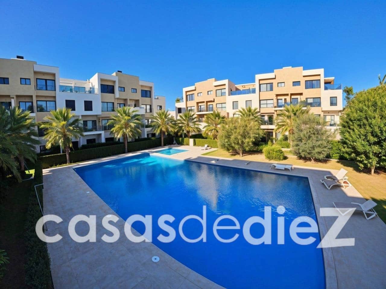 3 bedroom Apartment for sale in Oliva Nova with pool garage - € 340,000 (Ref: 9425875)