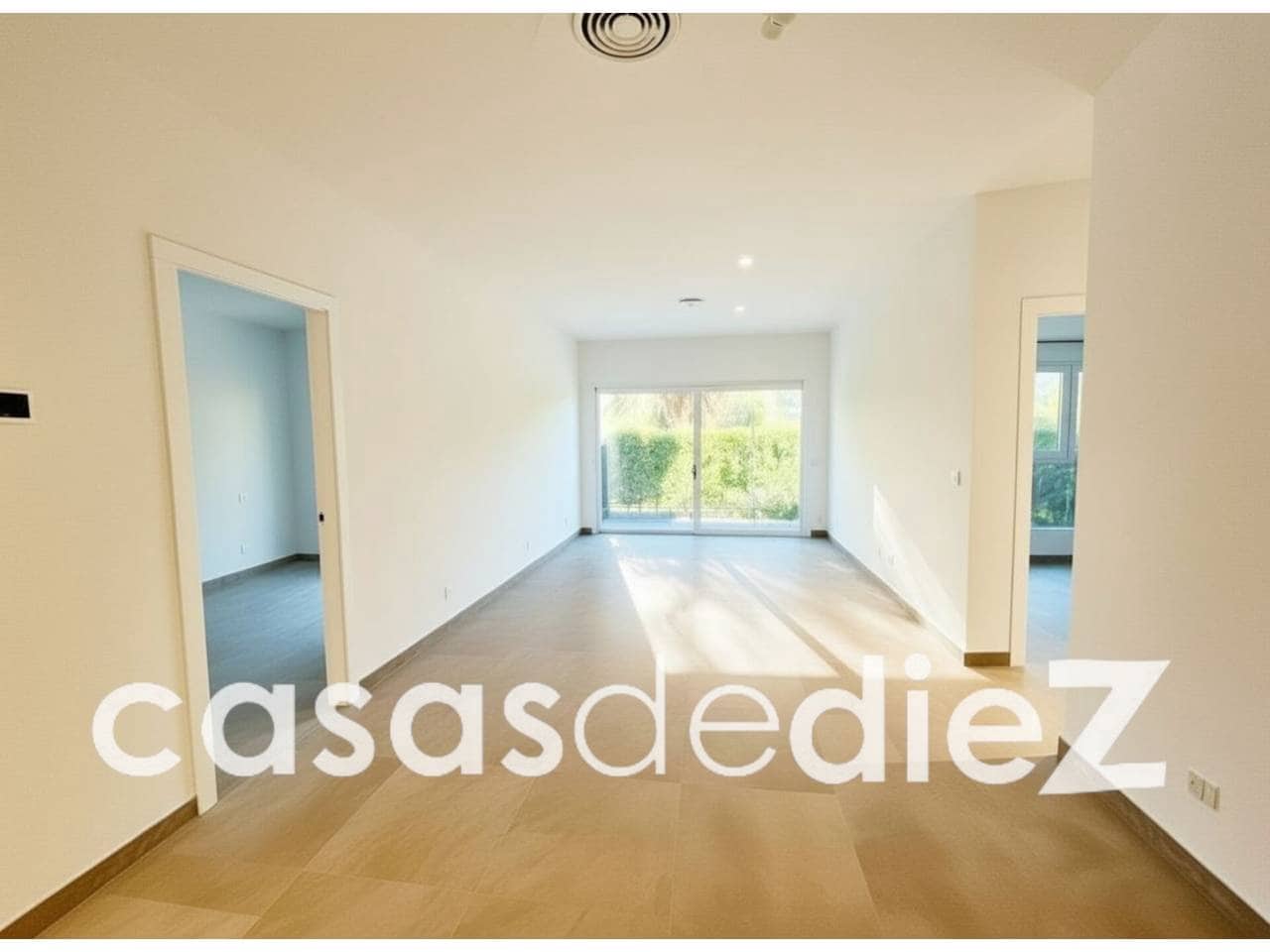 3 bedroom Apartment for sale in Oliva Nova with pool garage - € 340,000 (Ref: 9425875)