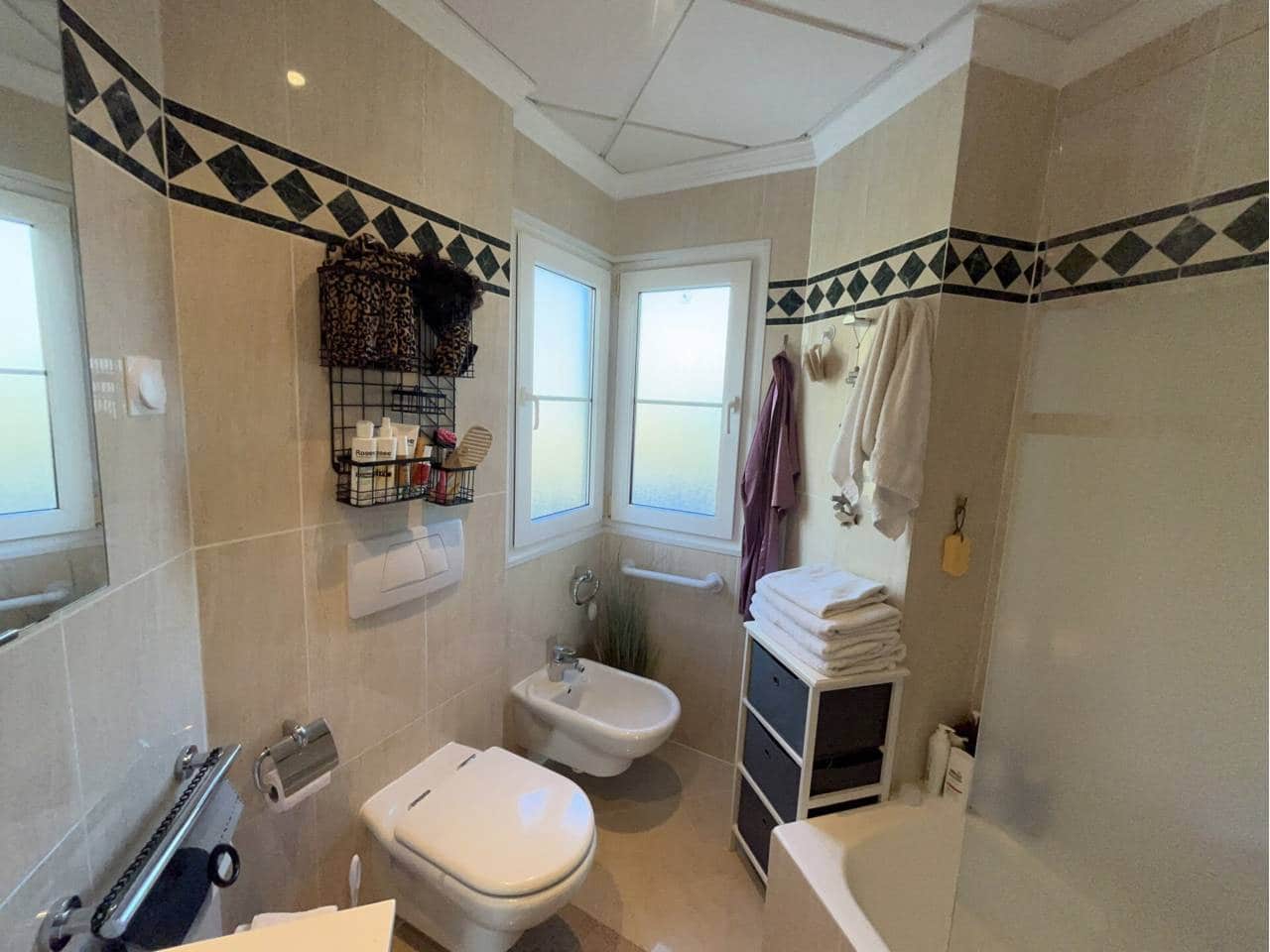 2 bedroom Flat for sale in Oliva Nova with pool garage - € 265,000 (Ref: 9455944)