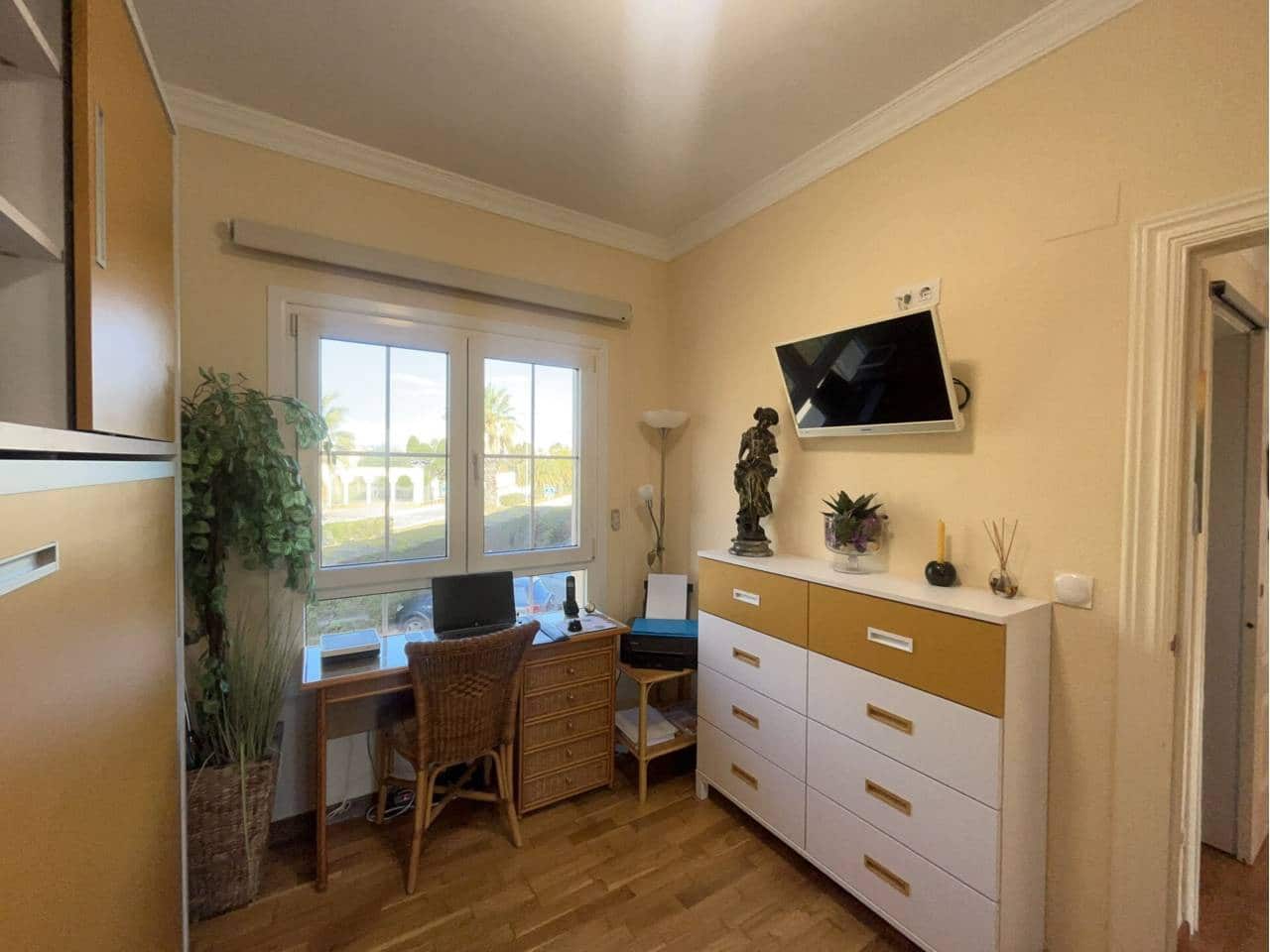 2 bedroom Flat for sale in Oliva Nova with pool garage - € 265,000 (Ref: 9455944)