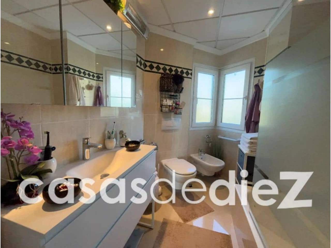 2 quarto Apartamento para venda em Oliva Nova com piscina garagem - 265 000 € (Ref: 9455944)