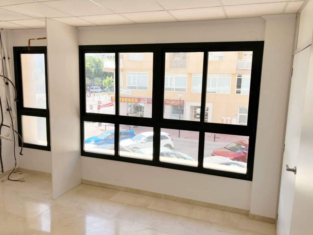 Commercieel te huur in Oliva - € 525 (Ref: 9470227)