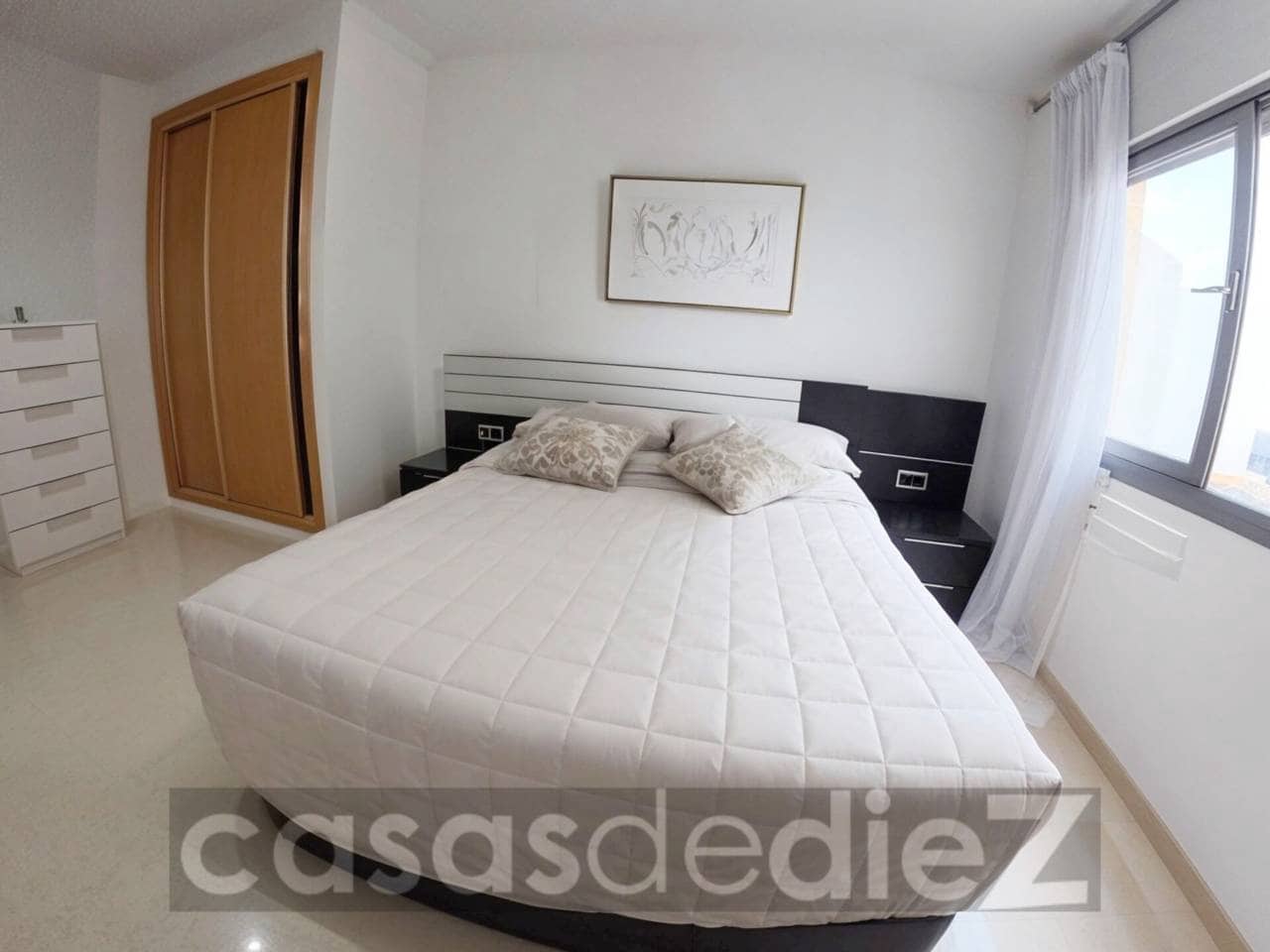 3 bedroom Flat for rent in Oliva with garage - € 850 (Ref: 9496667)