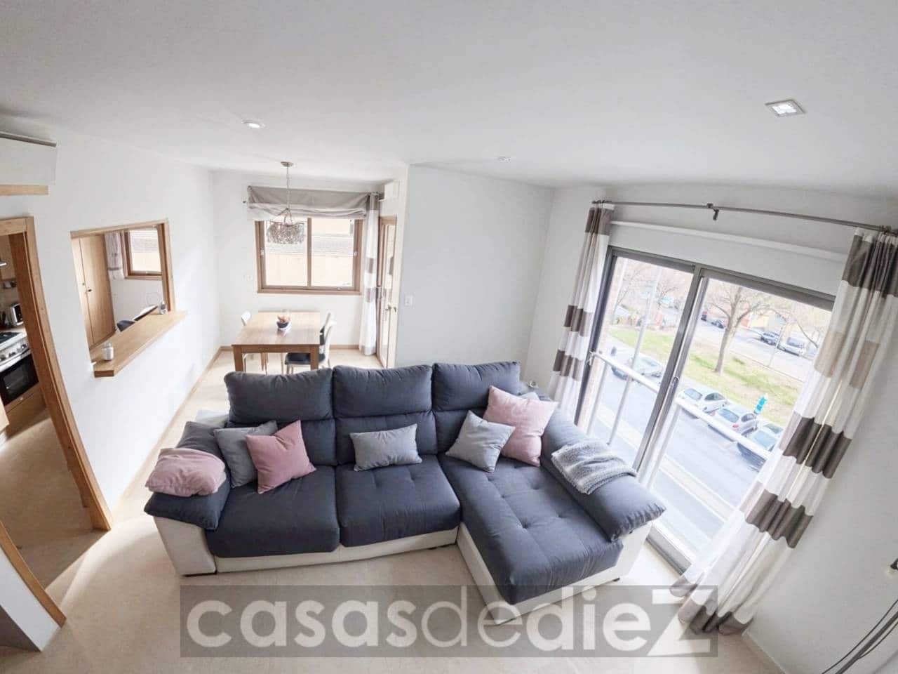 3 bedroom Flat for rent in Oliva with garage - € 850 (Ref: 9496667)