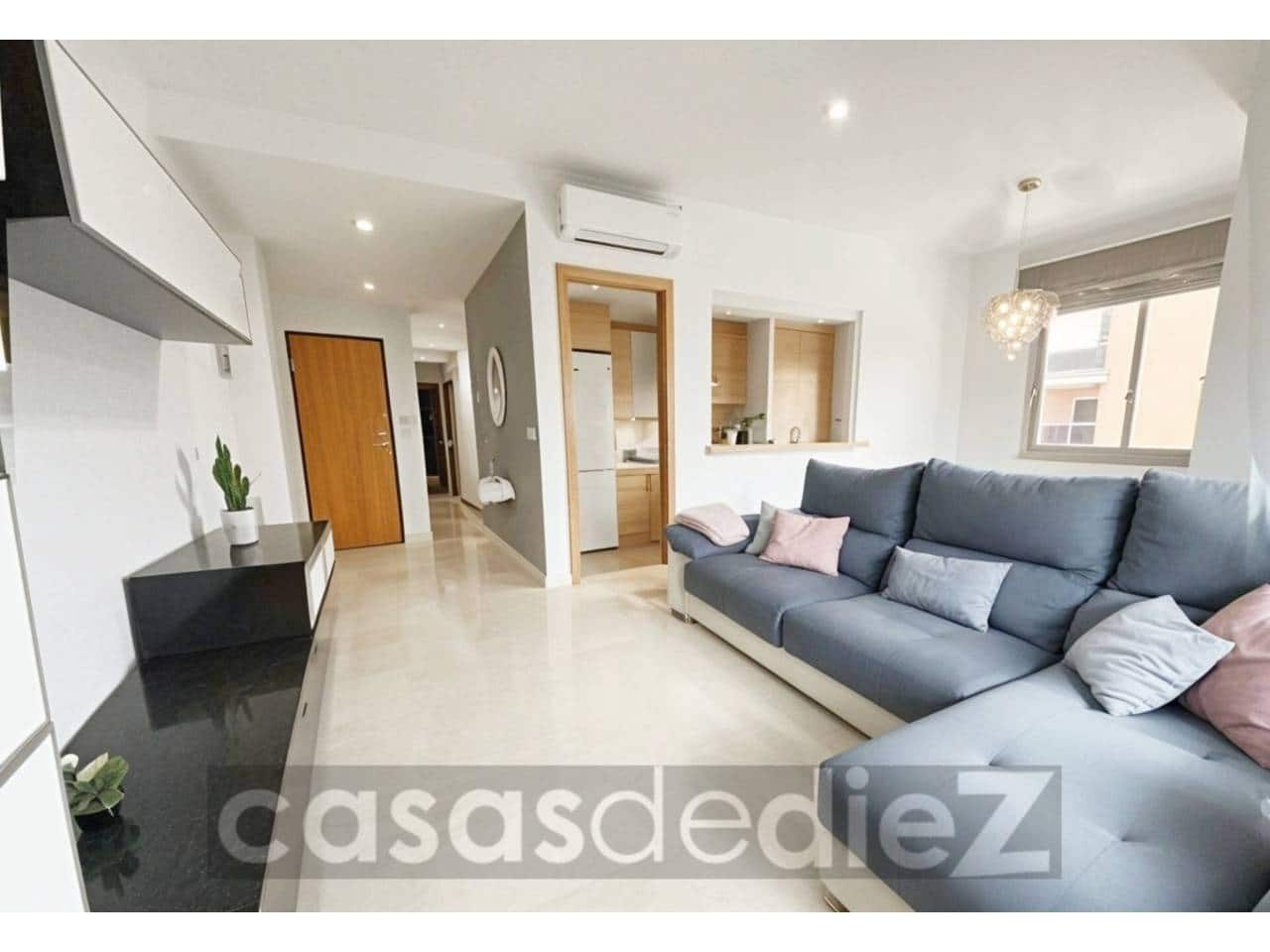 3 bedroom Flat for rent in Oliva with garage - € 850 (Ref: 9496667)