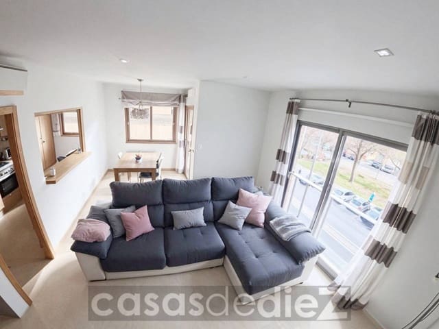 3 bedroom Flat for rent in Oliva with garage - € 850 (Ref: 9496667)