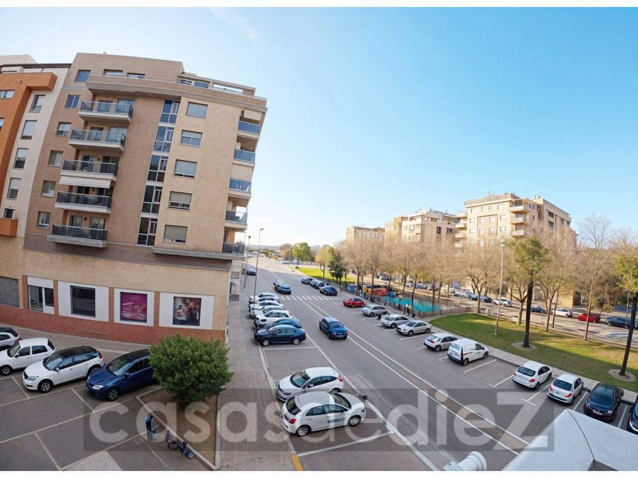 3 bedroom Flat for rent in Oliva with garage - € 850 (Ref: 9496667)