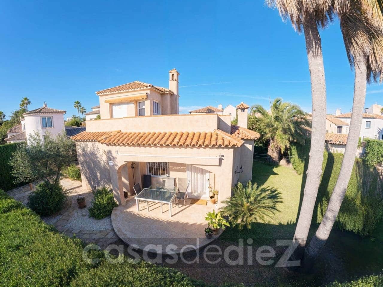 3 bedroom Villa for sale in Oliva Nova with garage - € 449,000 (Ref: 9501780)