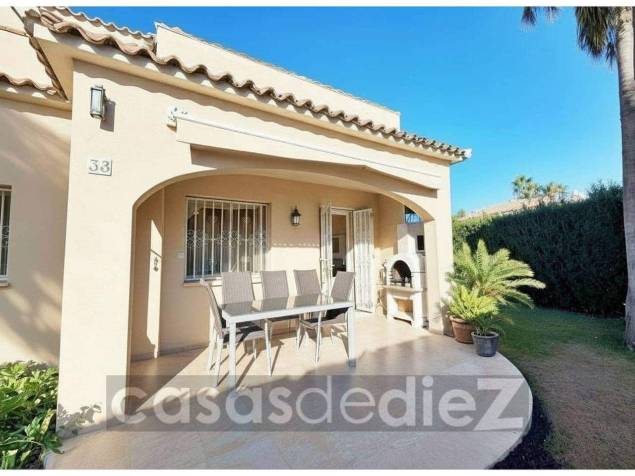 3 bedroom Villa for sale in Oliva Nova with garage - € 449,000 (Ref: 9501780)