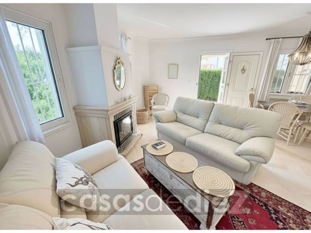 Chalet de 3 habitaciones en Oliva Nova, Oliva en venta con garaje - 449.000 € (Ref: 9501780)