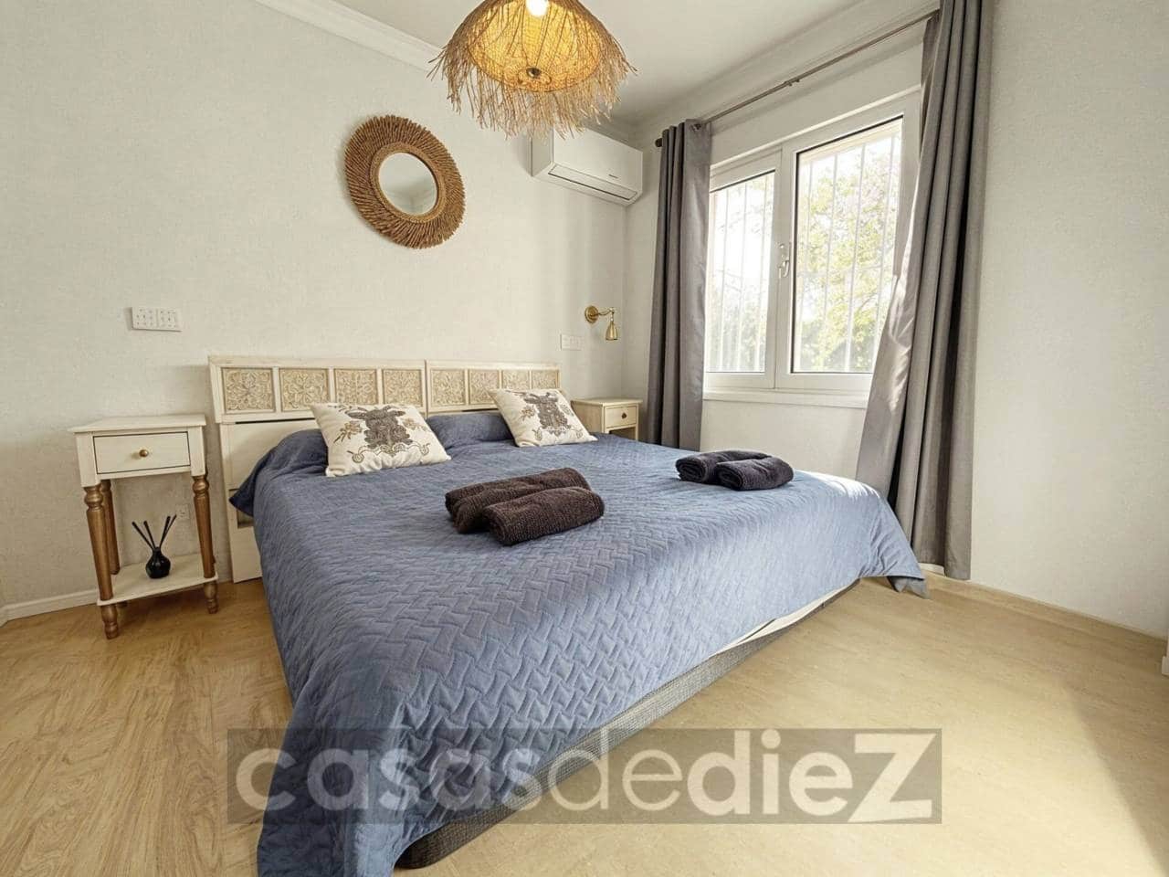 3 bedroom Villa for sale in Oliva Nova with garage - € 449,000 (Ref: 9501780)