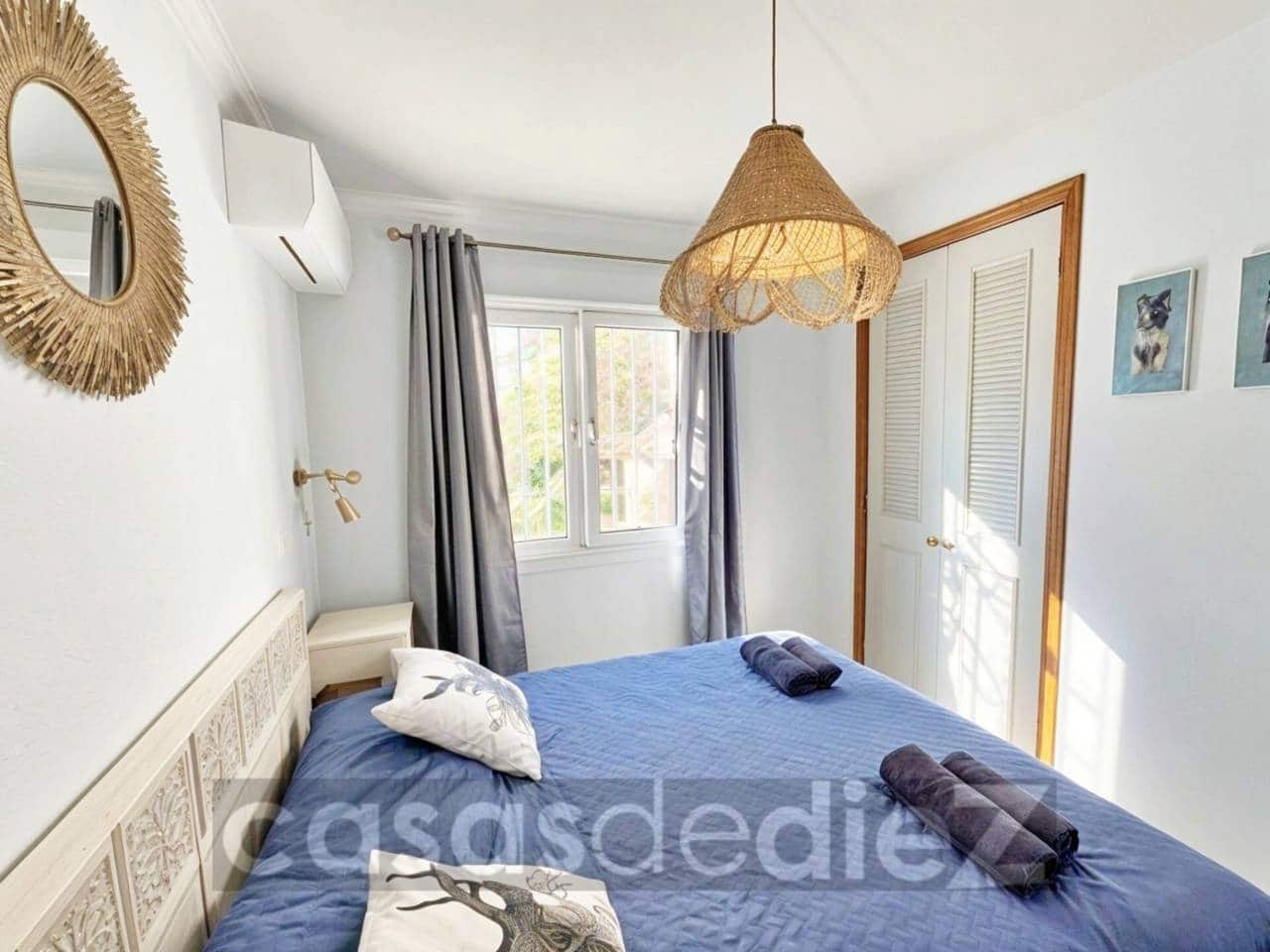 3 bedroom Villa for sale in Oliva Nova with garage - € 449,000 (Ref: 9501780)