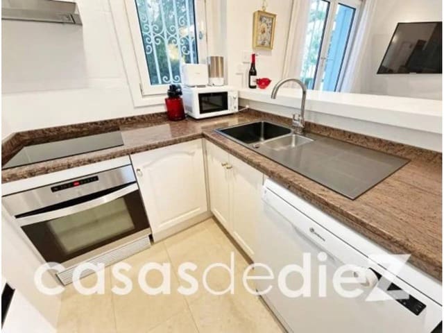 3 bedroom Villa for sale in Oliva Nova, Oliva with garage - € 449,000 (Ref: 9501780)