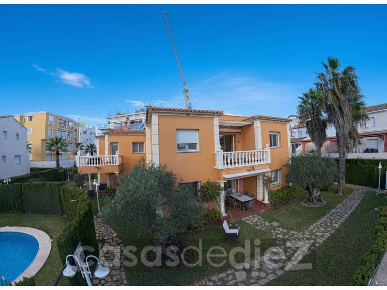 3 bedroom Flat for sale in Oliva Nova with pool garage - € 337,000 (Ref: 9503702)