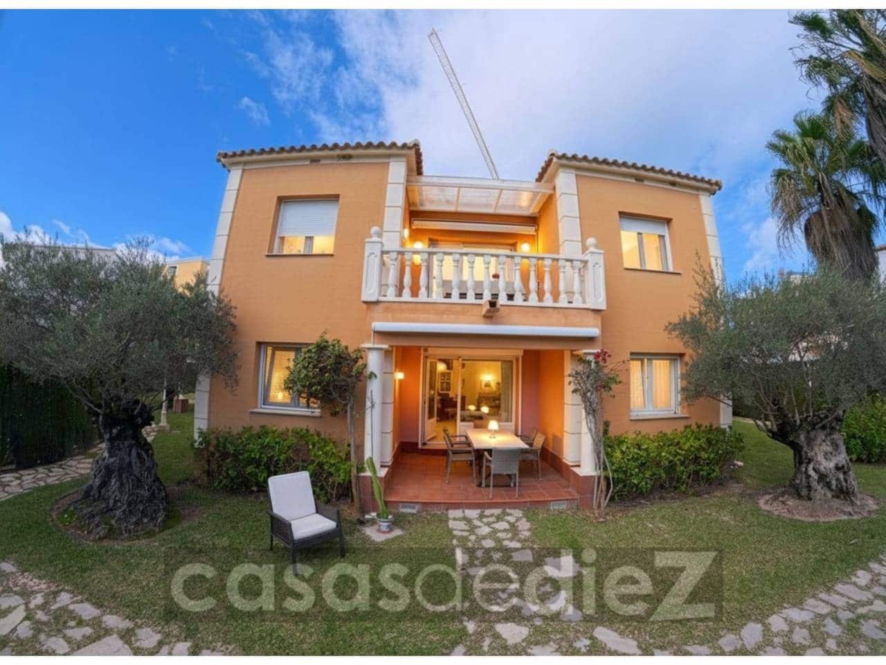 3 bedroom Flat for sale in Oliva Nova with pool garage - € 337,000 (Ref: 9503702)