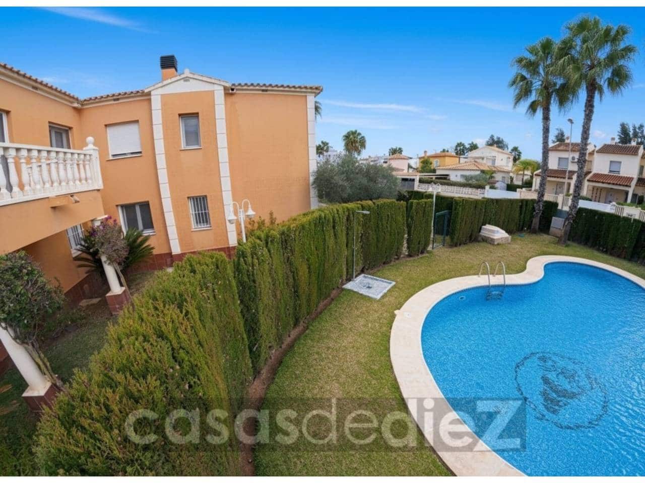 3 bedroom Flat for sale in Oliva Nova with pool garage - € 337,000 (Ref: 9503702)