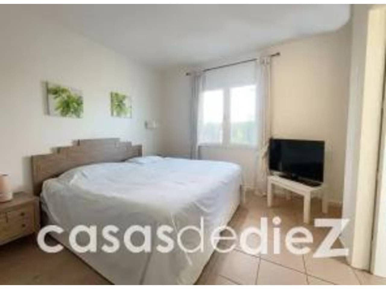 3 soveværelse Villa til salg i Oliva Nova med swimmingpool - € 495.000 (Ref: 9614563)