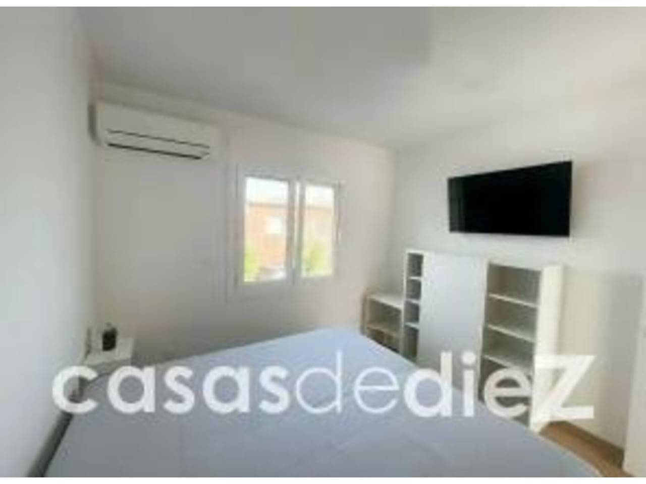 3 soveværelse Villa til salg i Oliva Nova med swimmingpool - € 495.000 (Ref: 9614563)