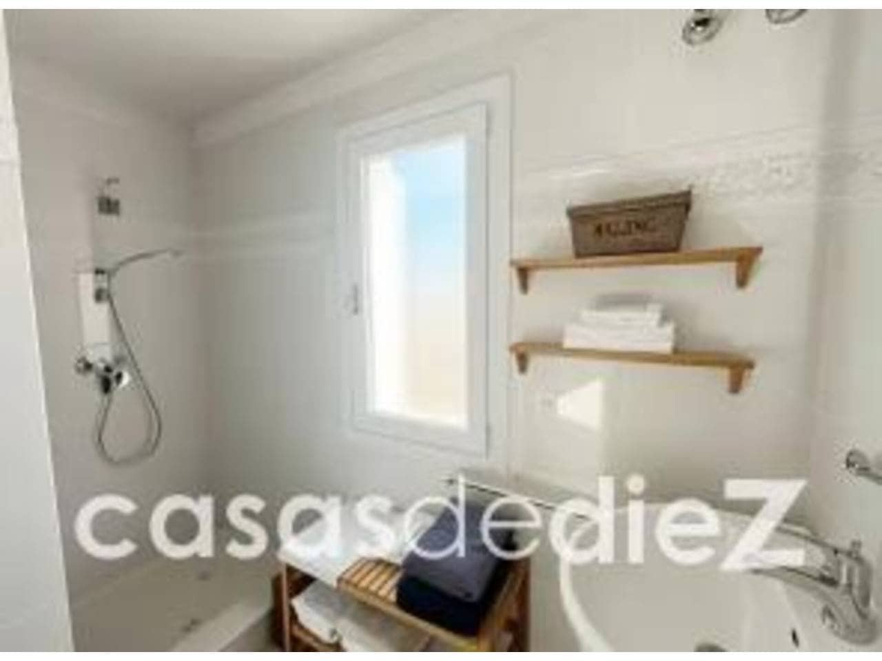 3 soveværelse Villa til salg i Oliva Nova med swimmingpool - € 495.000 (Ref: 9614563)