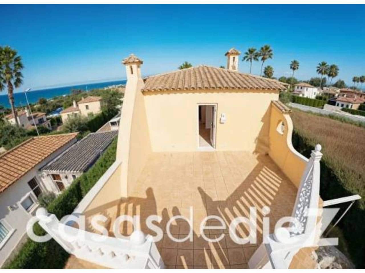 3 soveværelse Villa til salg i Oliva Nova med swimmingpool - € 495.000 (Ref: 9614563)