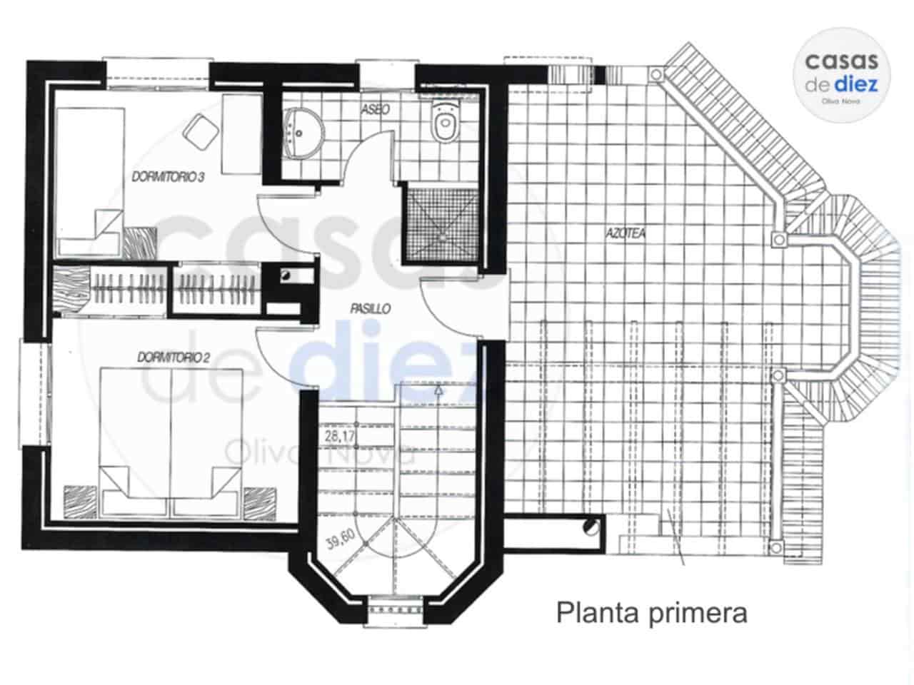 3 soveværelse Villa til salg i Oliva Nova med swimmingpool - € 495.000 (Ref: 9614563)